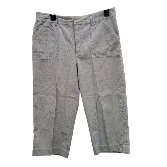 Chico's Women's Gray White Pinstripe Flat Front Cotton Cropped Leg Pants 1.5 - Picture 1 of 8